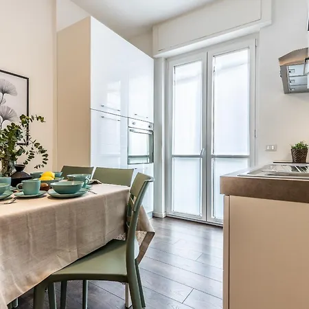 Stayeasy Cavalcanti - 3 Bedrooms, 2 Baths - Station Milano
